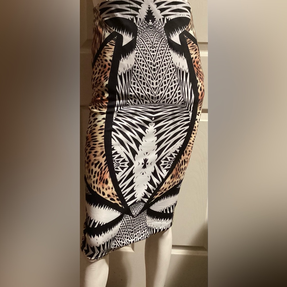 ANIMAL PRINT  PENCIL SKIRT